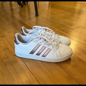 Girl’s Adidas Superstars